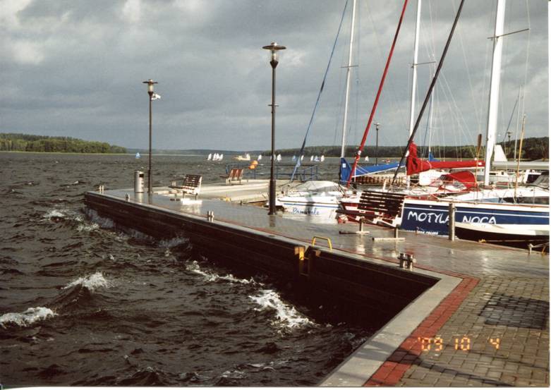 image016
